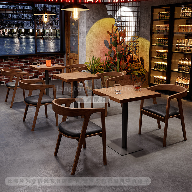Retro Table And Chair Set Milk - مراجعة Coffee Tea Lounge وسعره