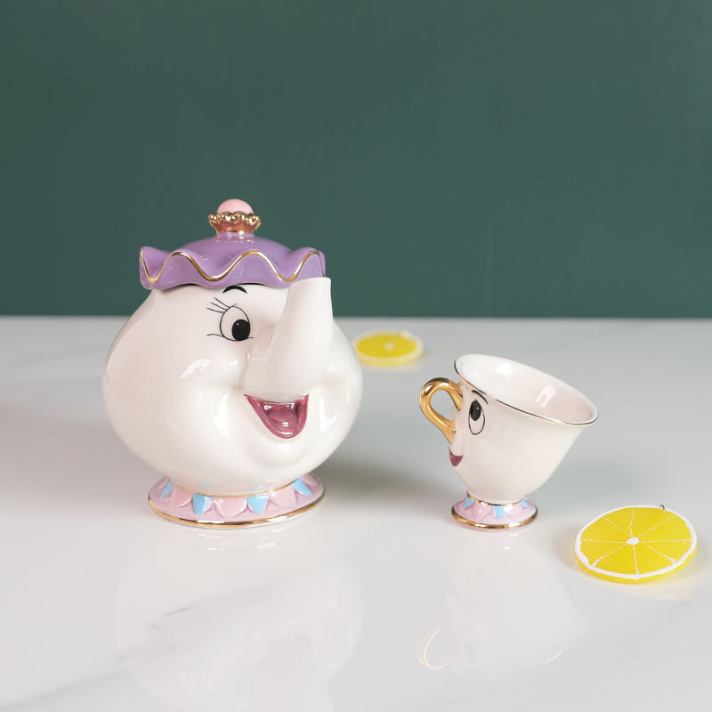 Hot Teapot Cartoon Beauty And  - مراجعة Coffee Tea Room وسعره